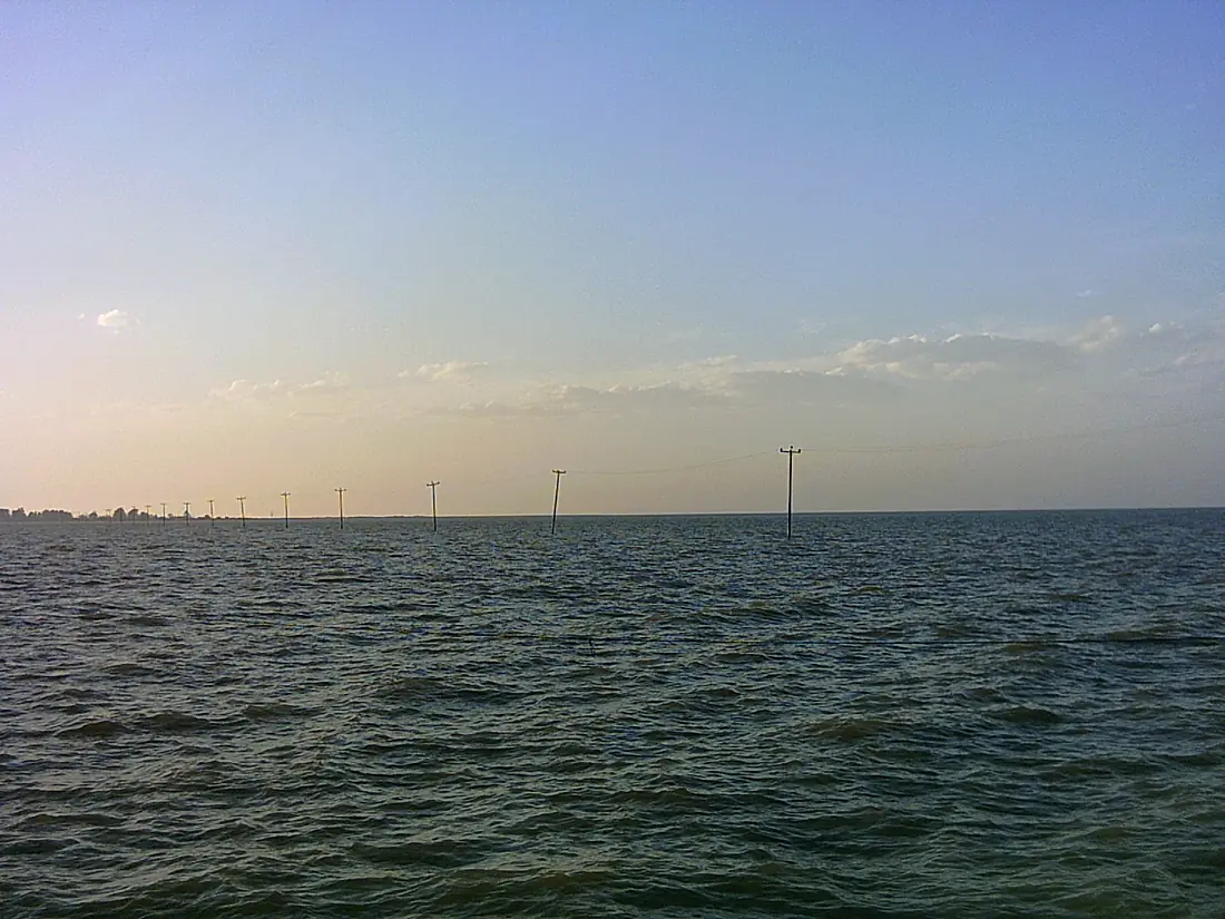 Ashuradeh & Gorgan gulf - panoramio - Alireza Javaheri (1)