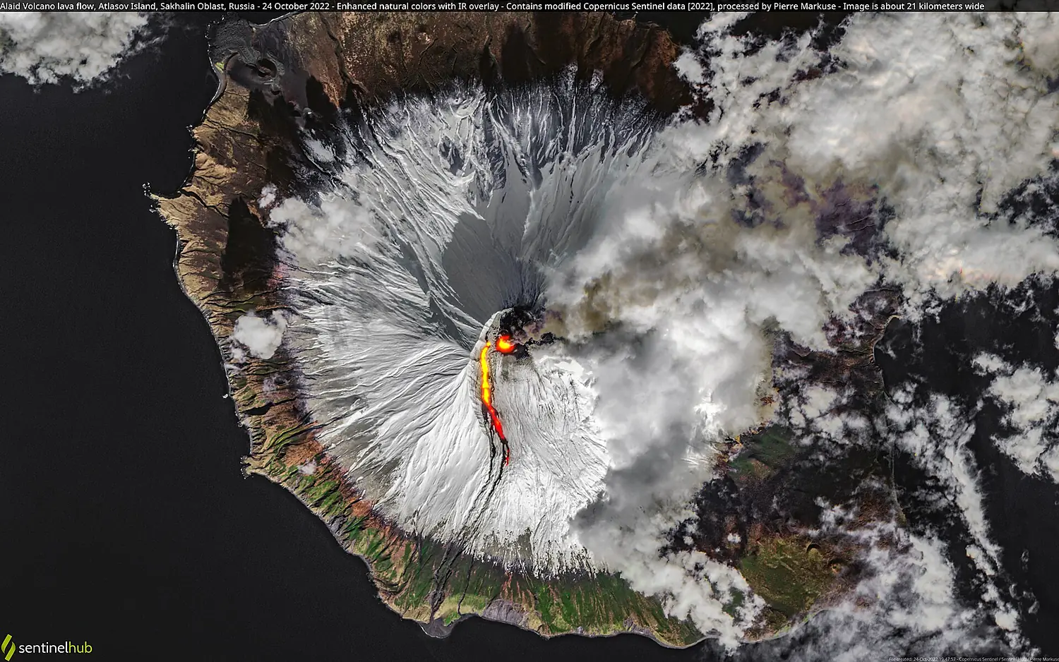 Alaid Volcano lava flow, Atlasov Island, Sakhalin Oblast, Russia - 24 October 2022 (52451723765)