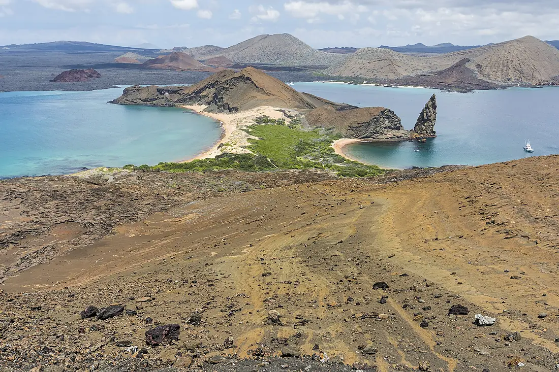 Bartolome Island, Galapagos (50122421803)