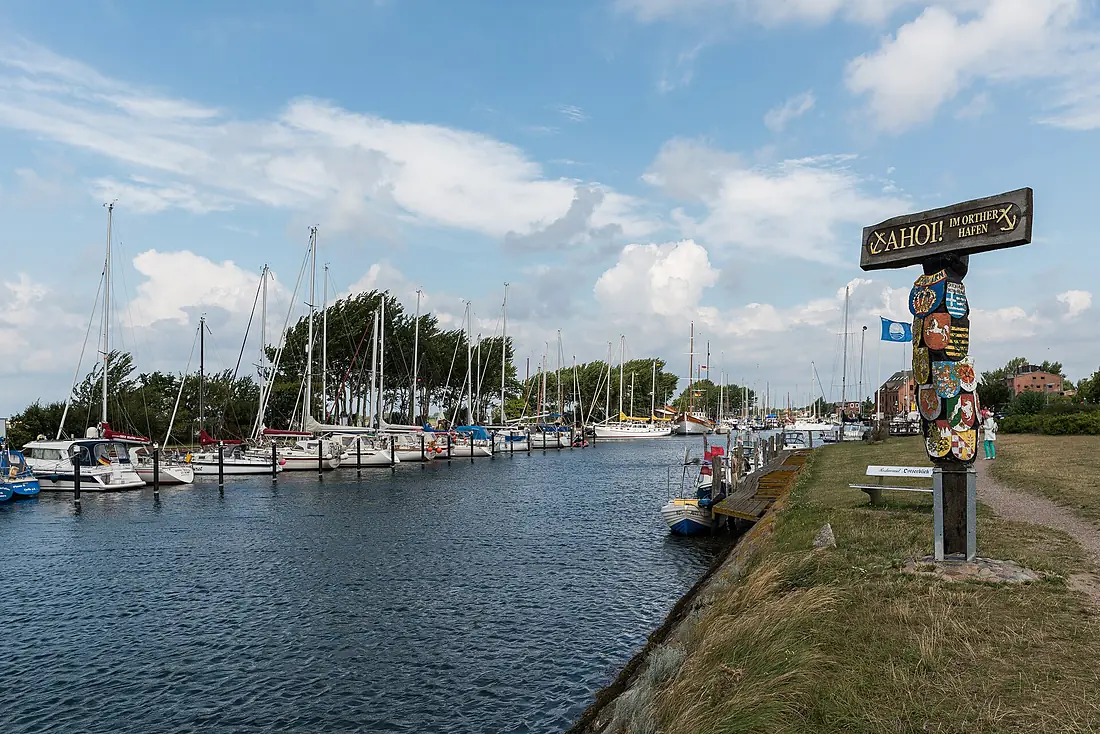 Harbor of Orth, Fehmarn 20140812 1