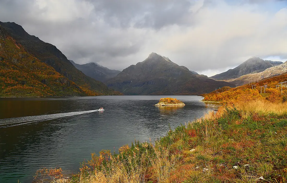 Innerfjorden (Øksfjorden), Hinnøya, 2010 September