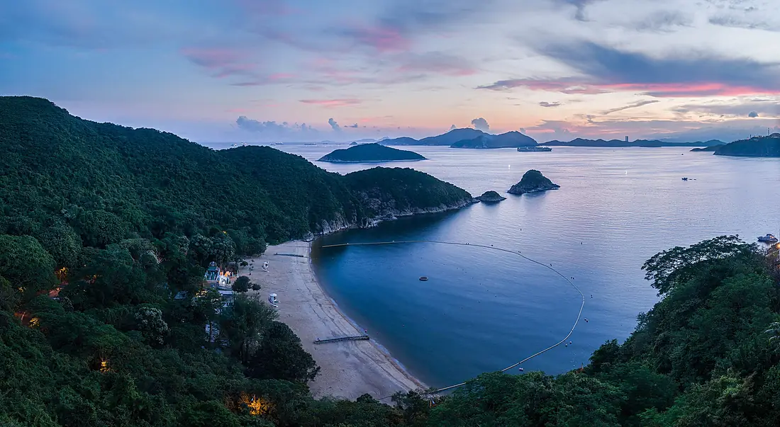 South Bay Beach, Hong Kong - Diliff