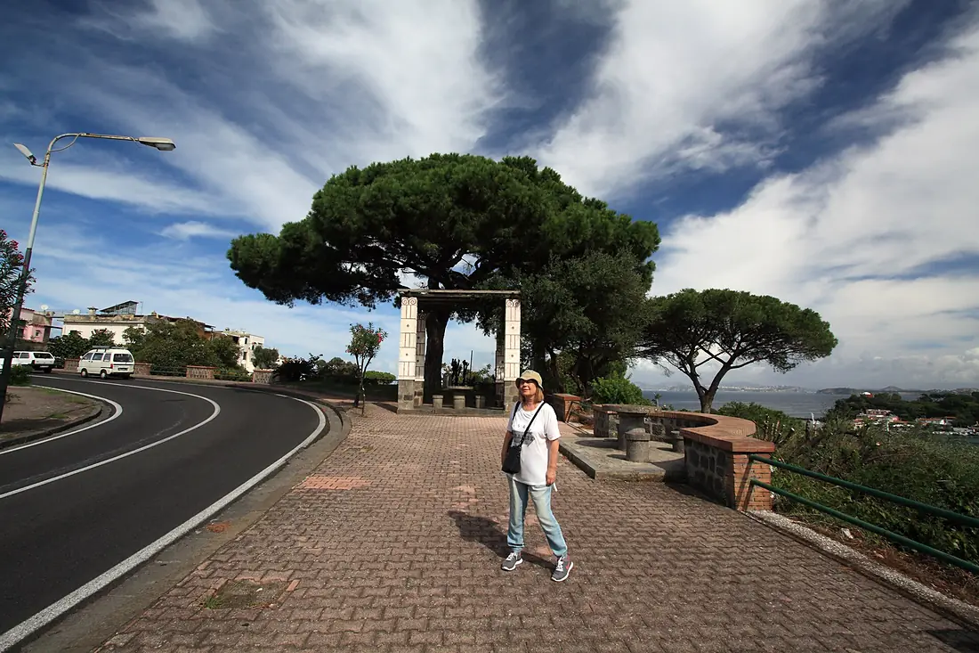 Ischia (24227486469)