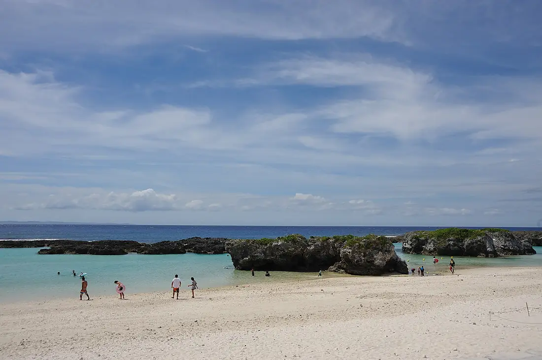 Beach scene at Kikaijima - Takeshi DSC 0179 (3795289913)