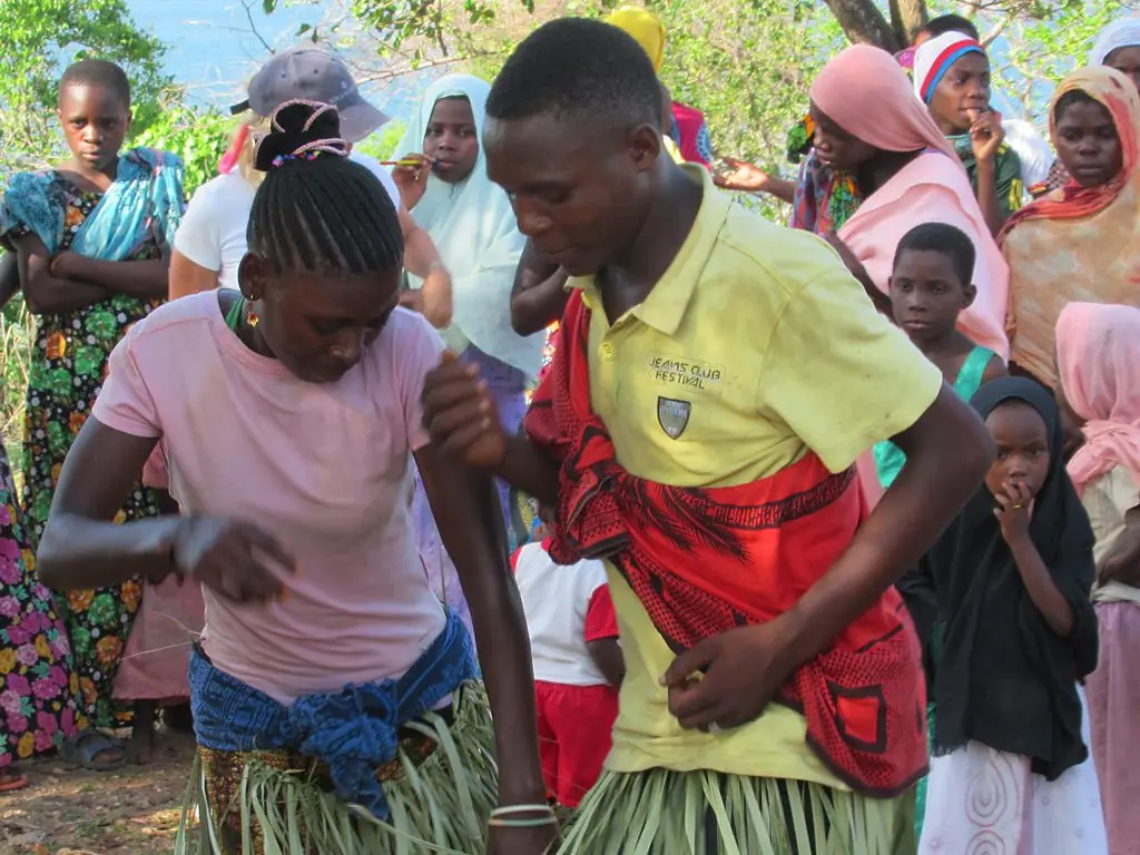 Kilwa Kisiwani Dancers (33355937164)