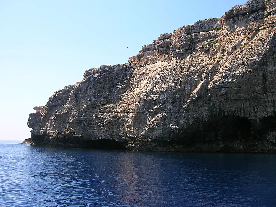 Lampione Island East