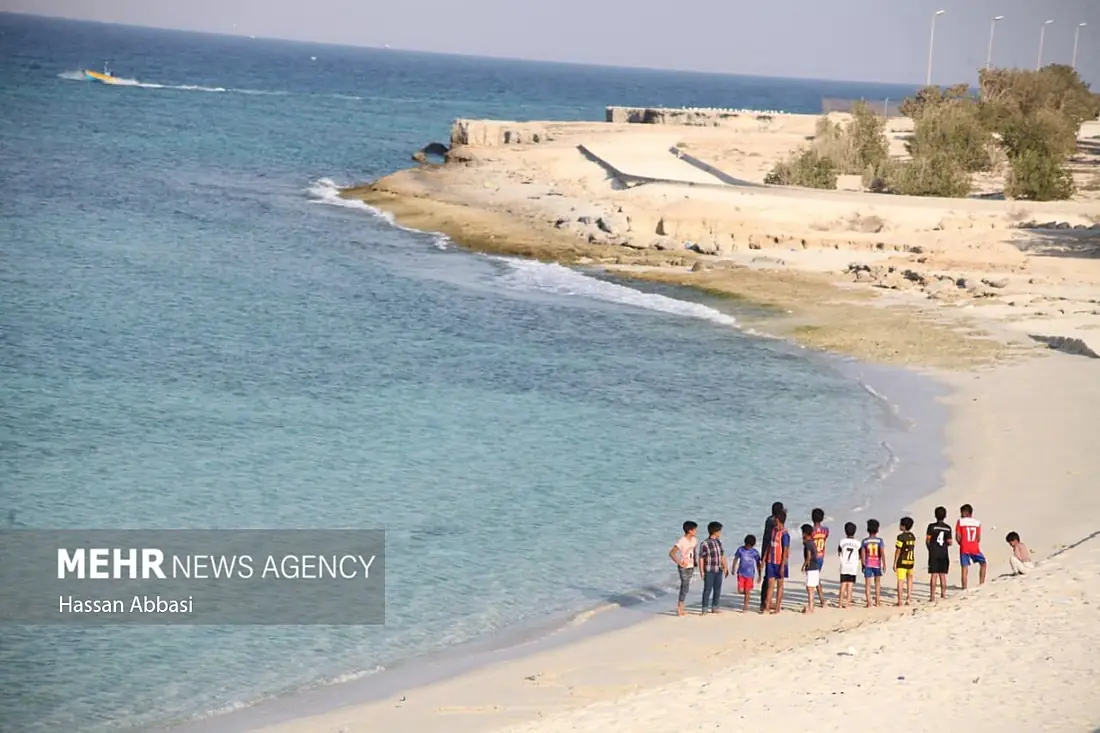 Lavan Island