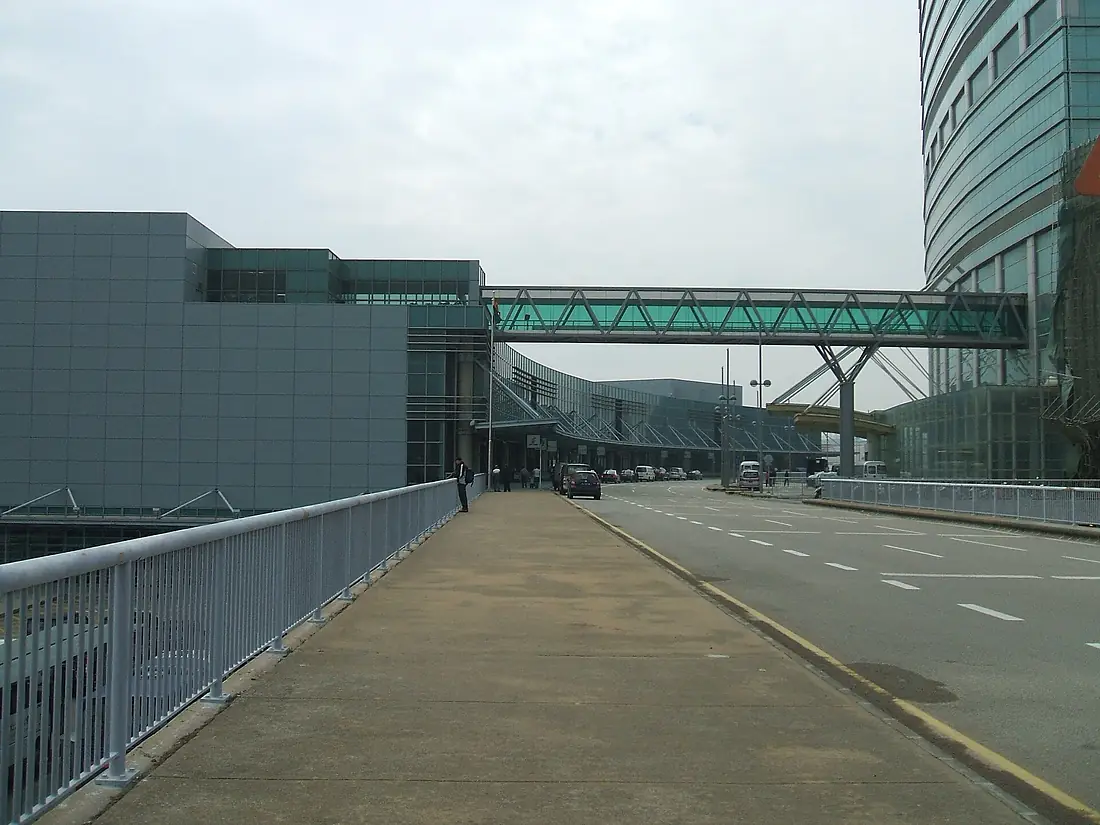 Macao Airport 01