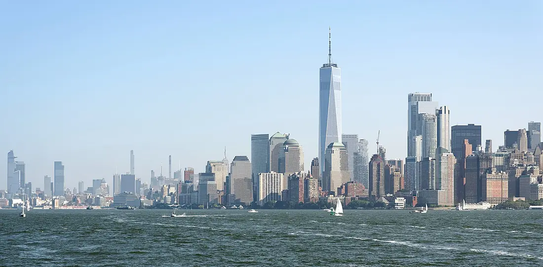 Manhattan skyline from Upper New York Bay, 20231001 1040 0878