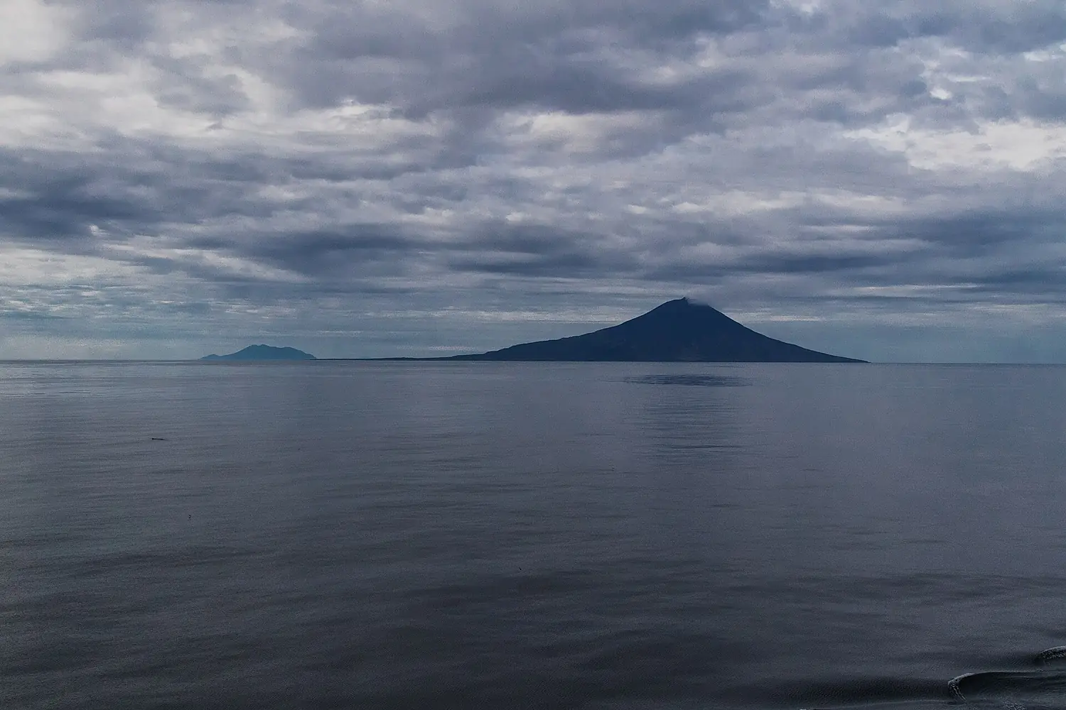 Matua and Rasshua Islands