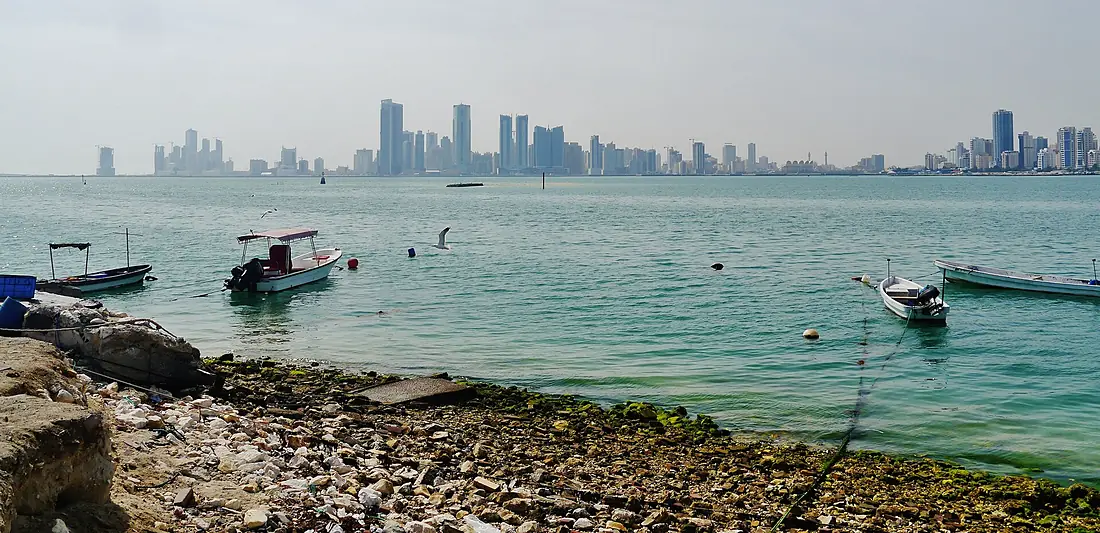 Muharraq Blick nach Manama 1
