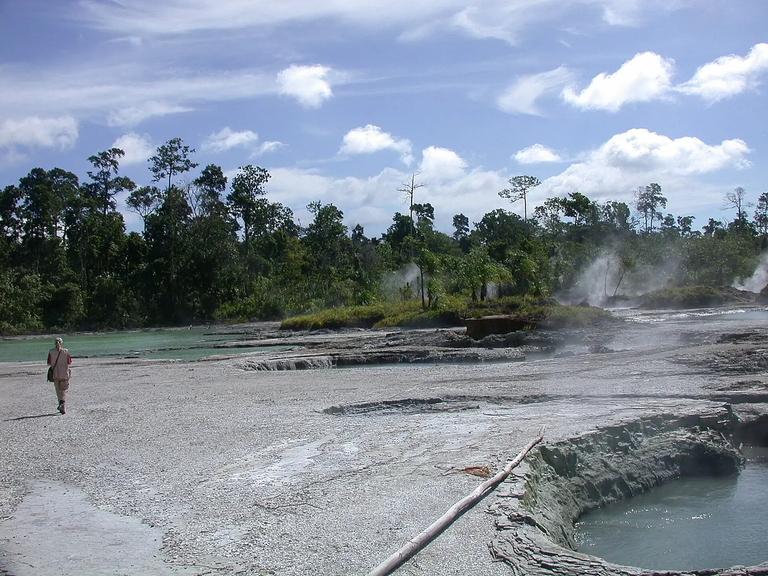 Hot Springs Pokili Wildlife Area, New Britain4