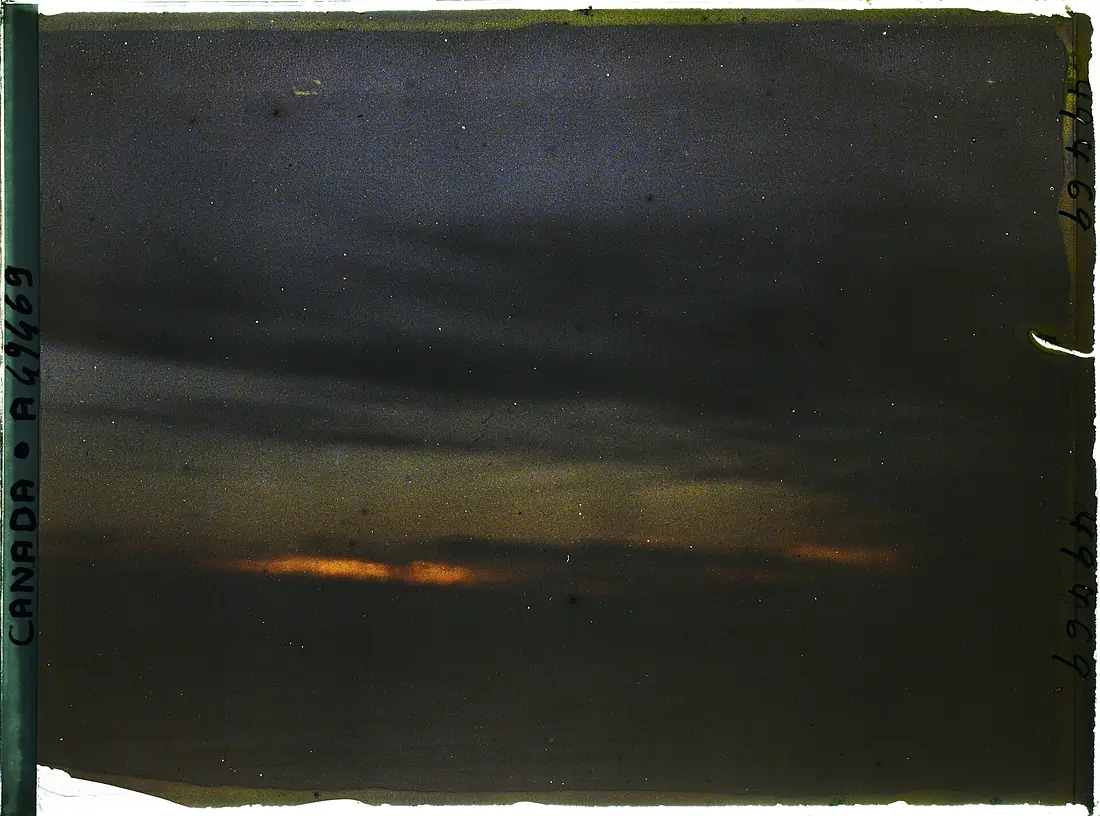 Coucher de soleil sur les côtes de Terre-Neuve - A49469