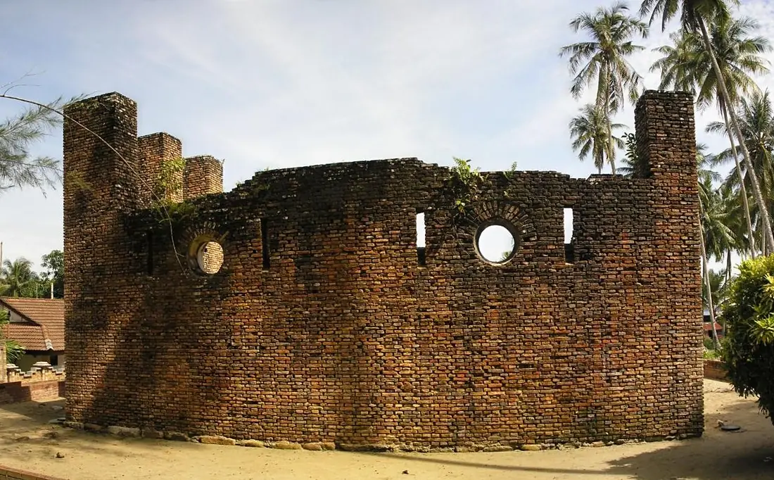 Dutch Fort Pulau Pangkor 2007 016 pano