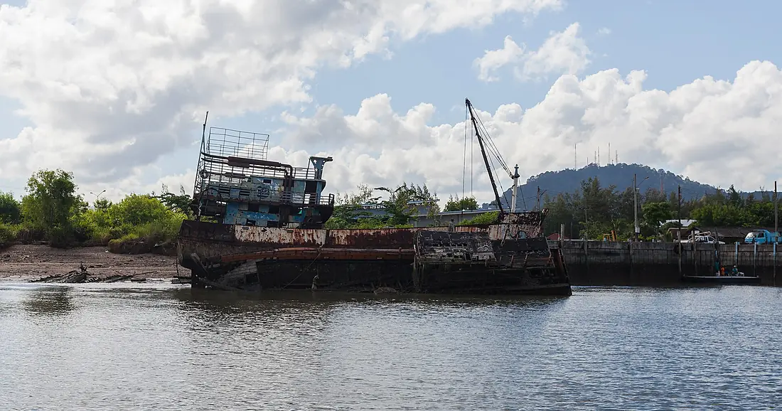 Puerto de Phuket, Tailandia, 2013-08-19, DD 03