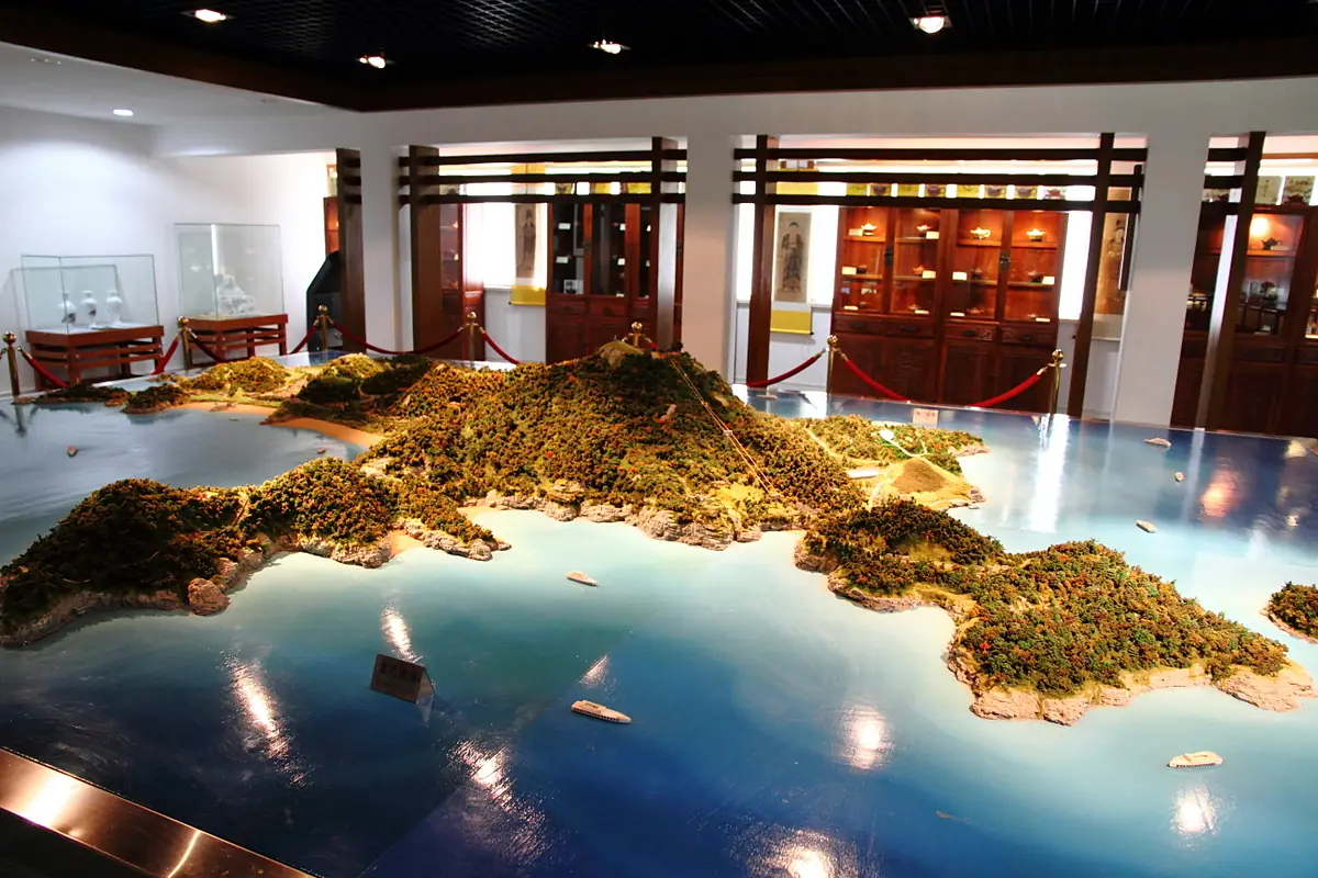Model of Putuo Shan island