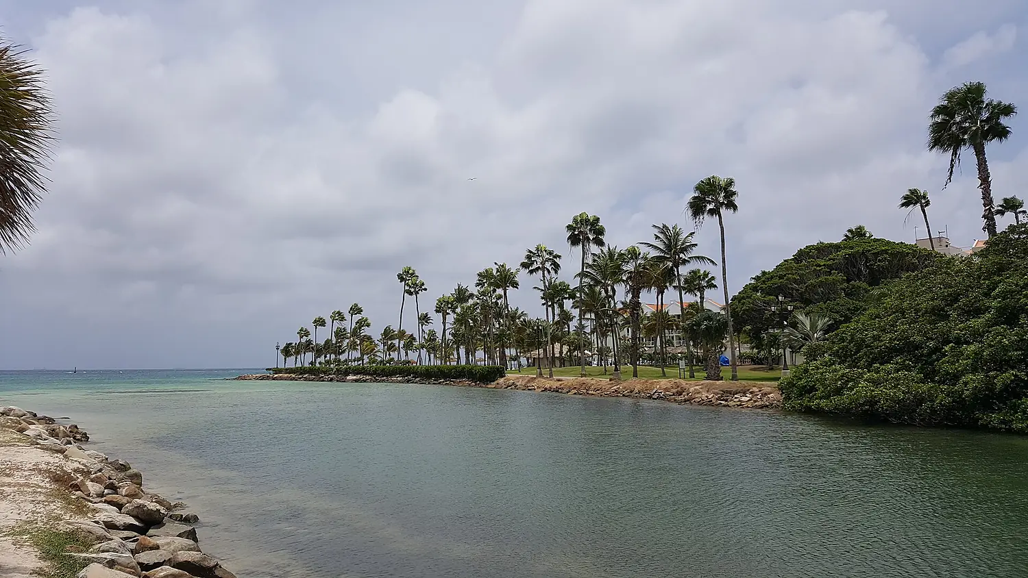 Renaissance beach (Oranjestad)