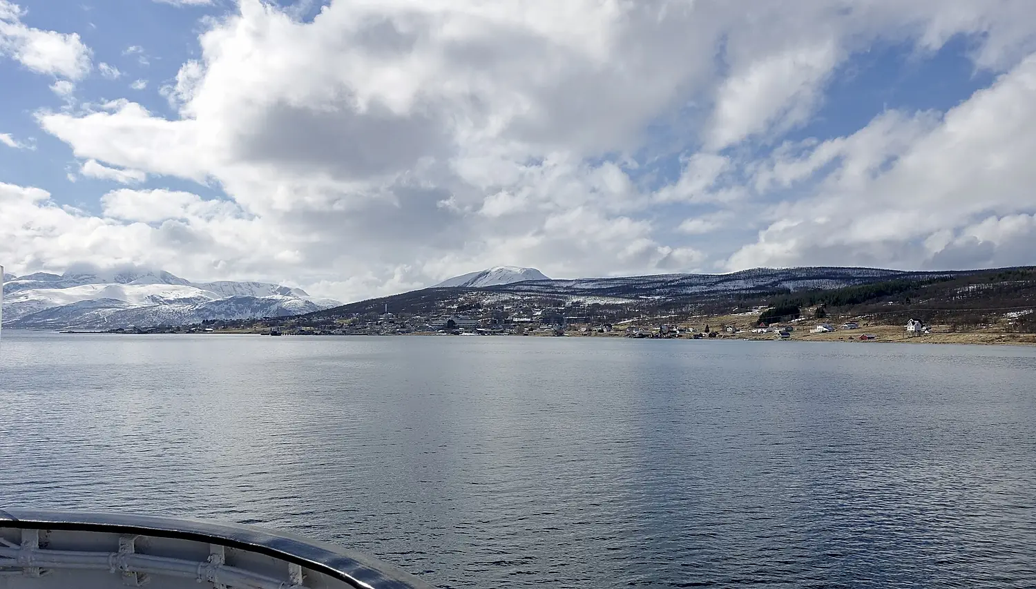 Hansnes Ringvassøya Langsundet view from ferry Karlsøy kommune Troms Norway 2019-05-06 7832