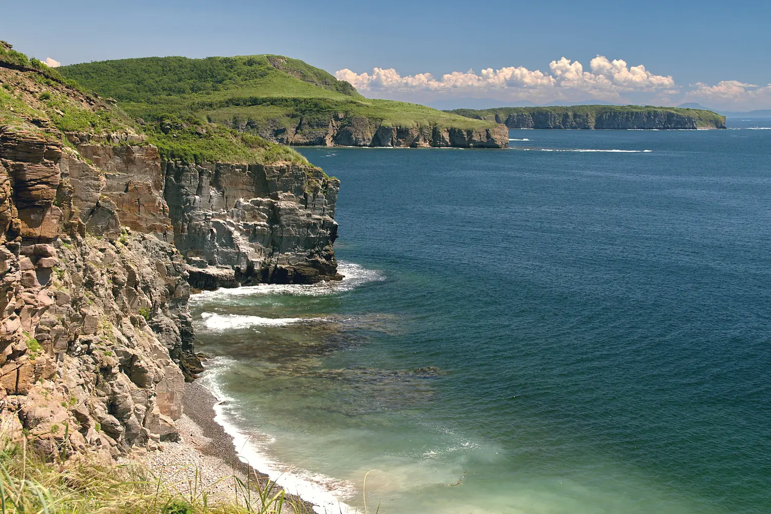 20220812 Vladivostok Russky island coastline