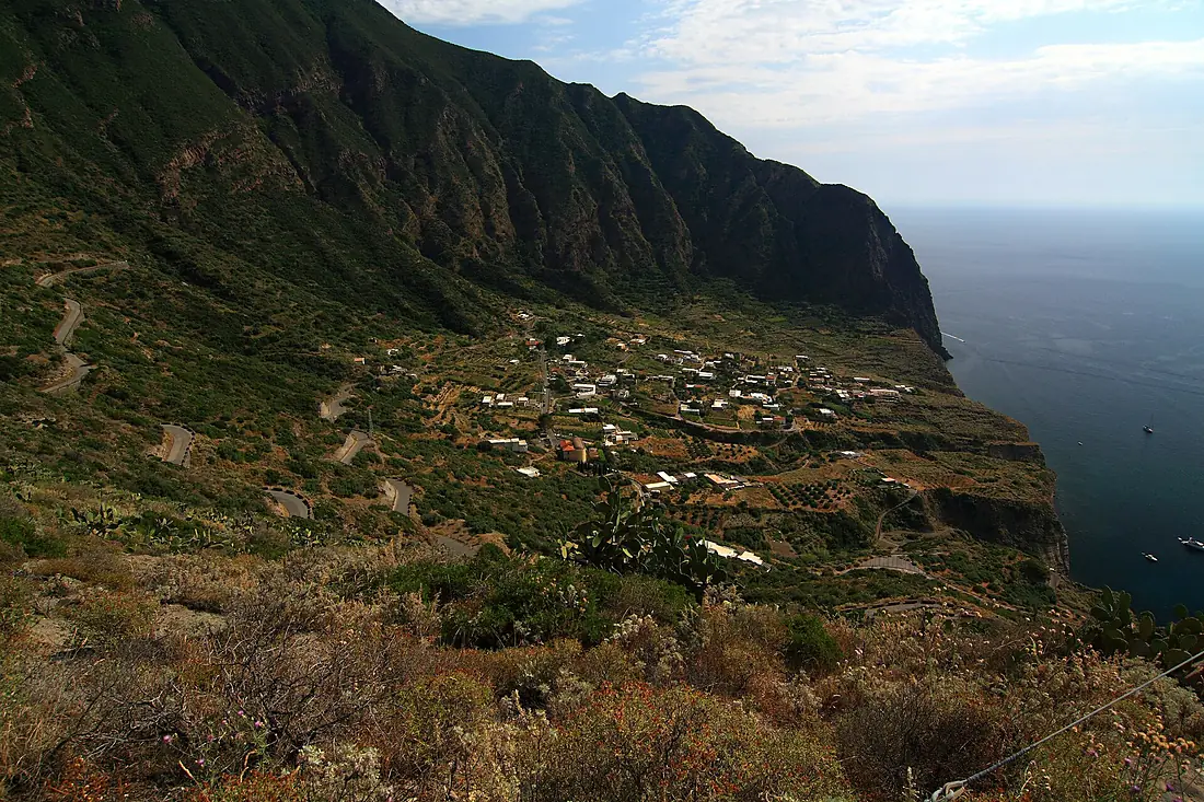 La caldera di Pollara a Salina