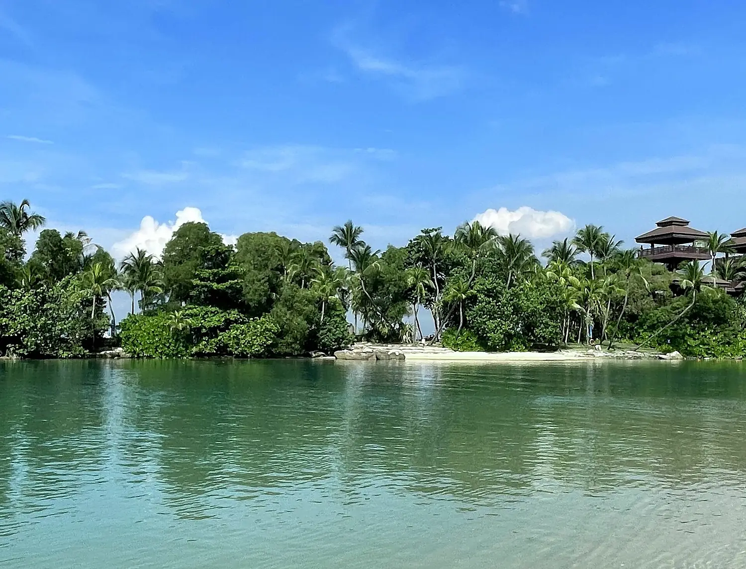 Palawan Beach Sentosa 230504 (1)