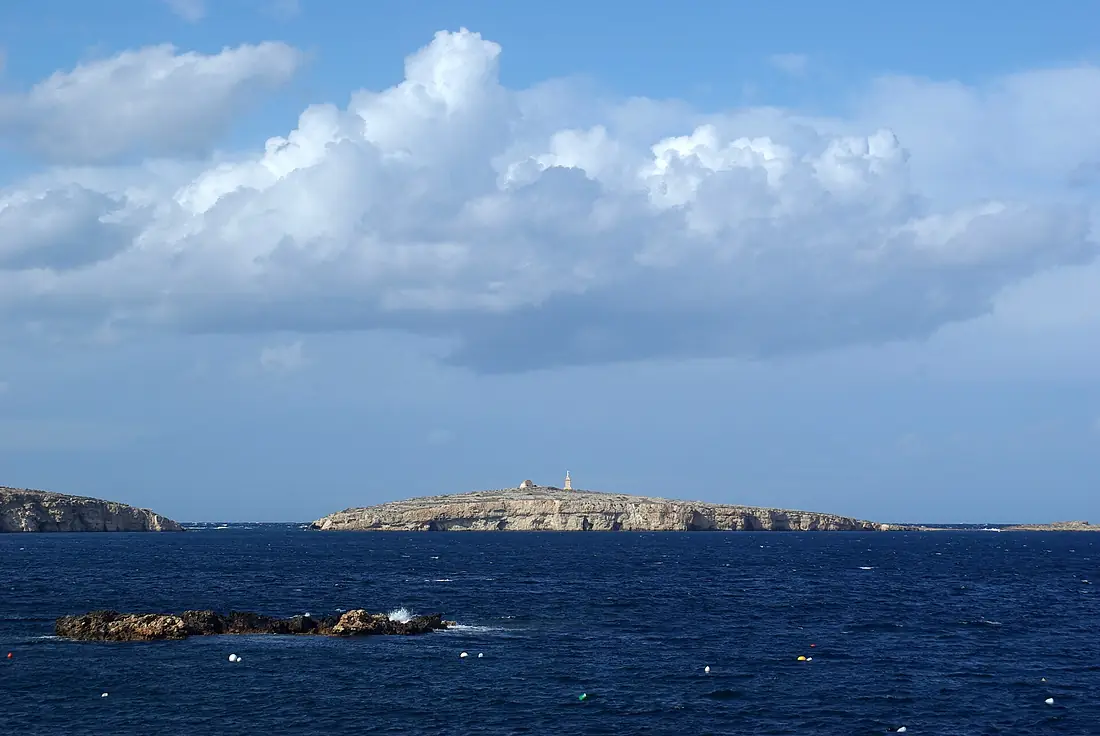 Malta St. Paul Islands BW 2011-10-09 15-24-46