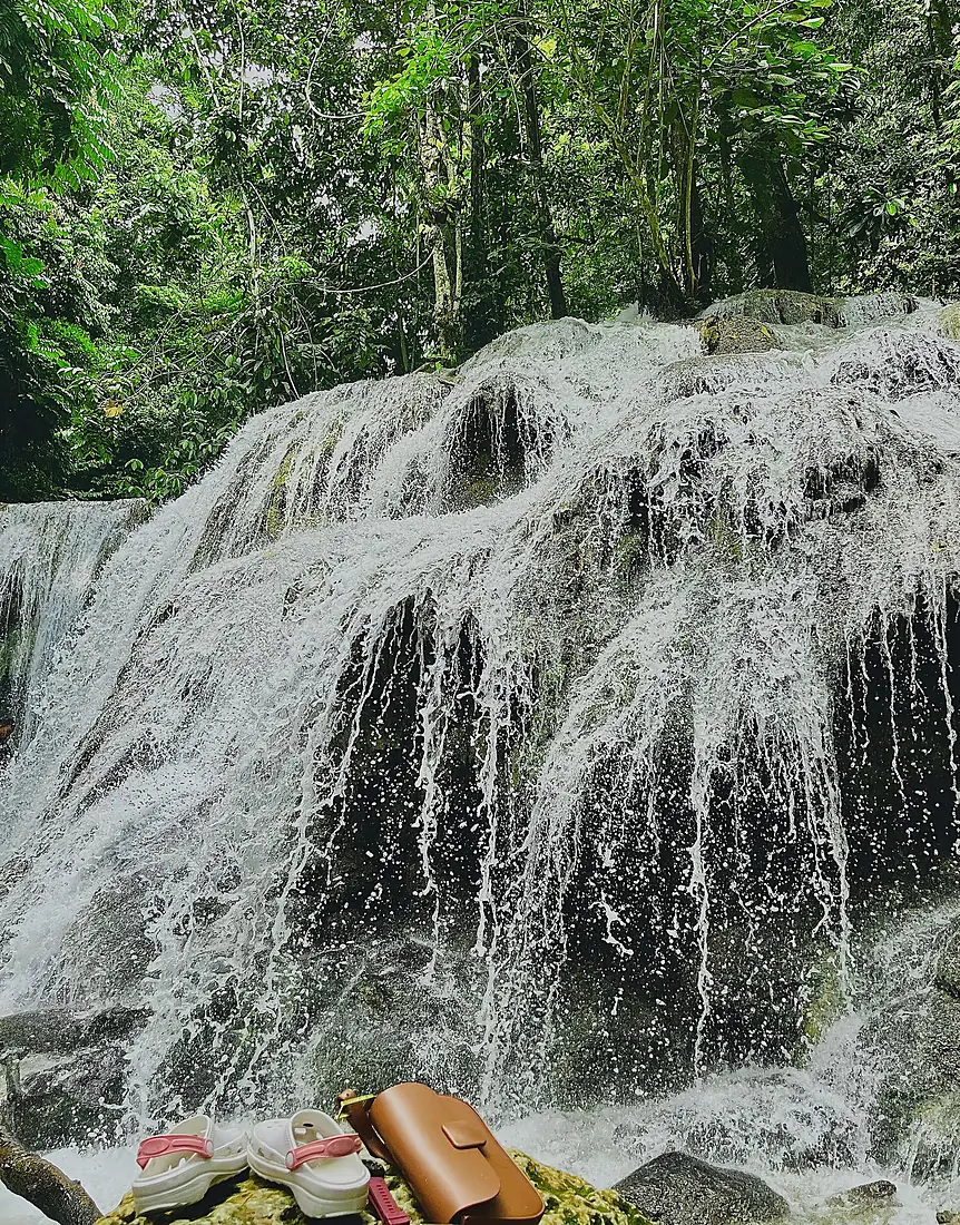 Air Terjun Piala, Luwuk, Sulawesi Tengah 02