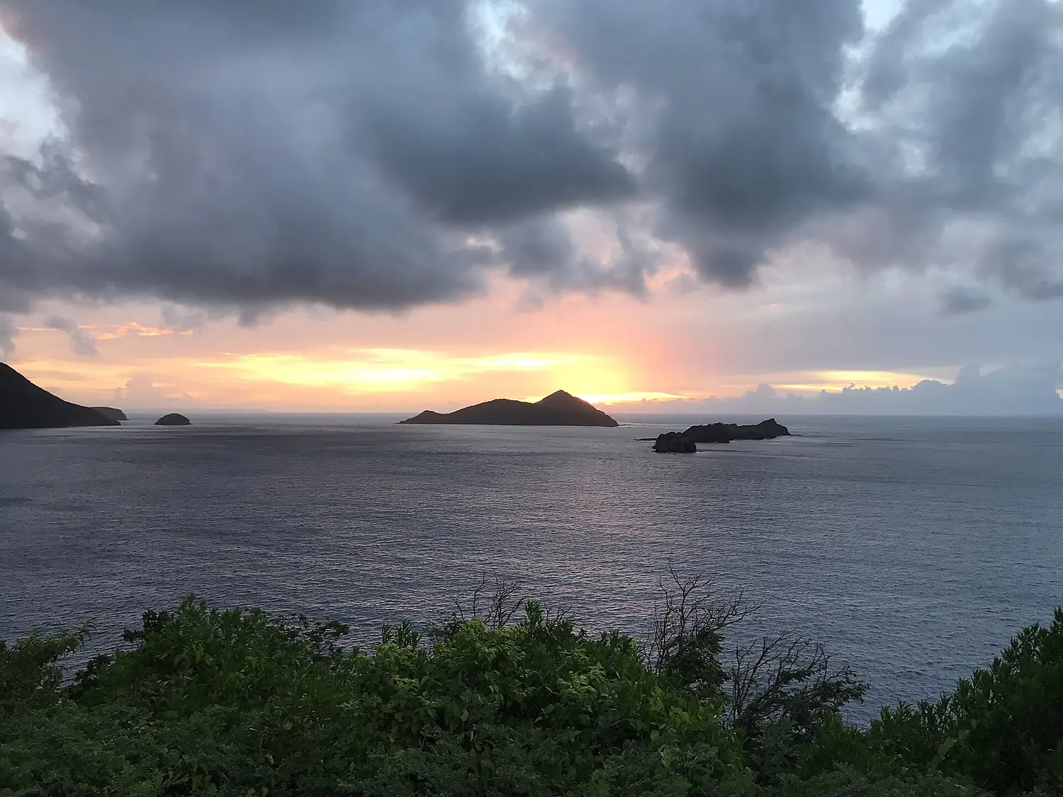 Lever de soleil, Terre-de-Bas, Les Saintes, Guadeloupe
