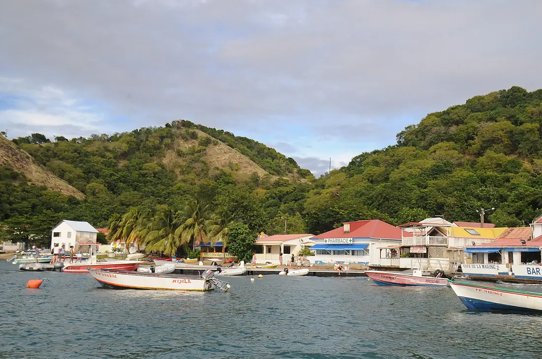 Anse du Bourg - Terre-de-Haut, Iles des Saintes, near Guadeloupe - panoramio
