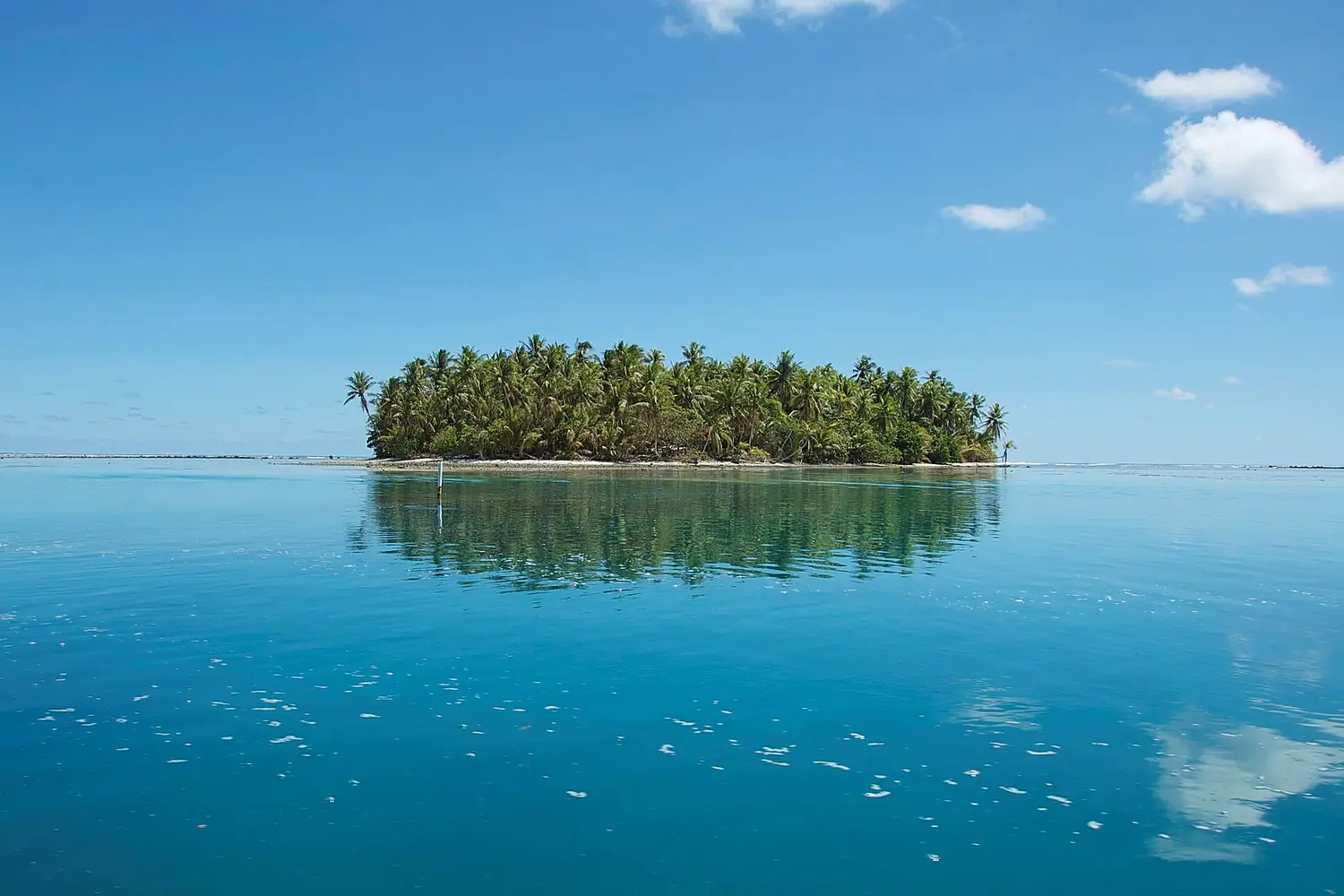 Landscape-tokelau-2011-photo-new-zealand-ministry-of-foreign-affairs-and-trade 12779814375 o