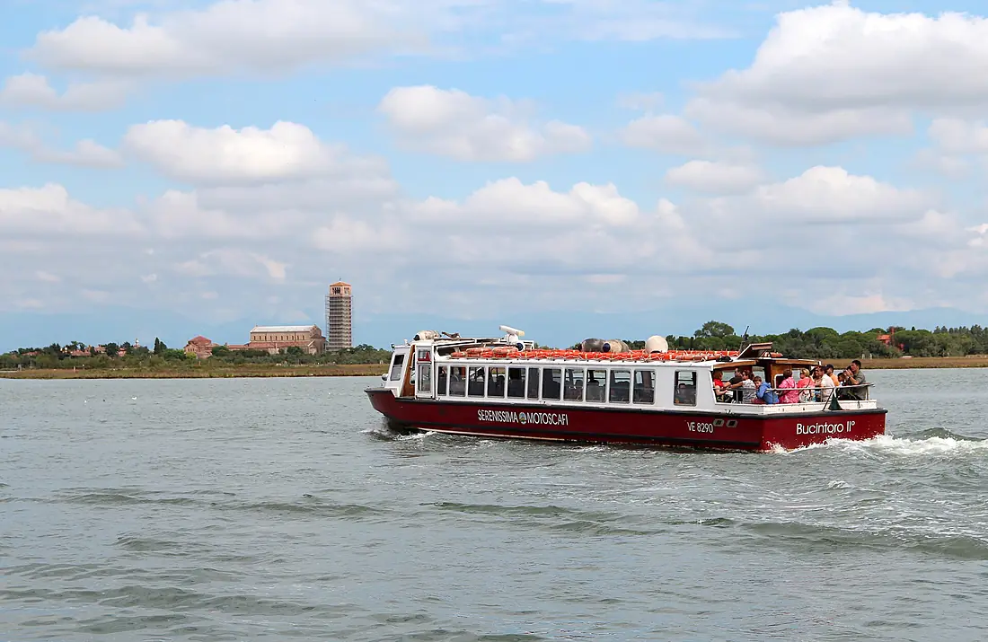 0 Torcello, motoscafo se rendant sur l'île