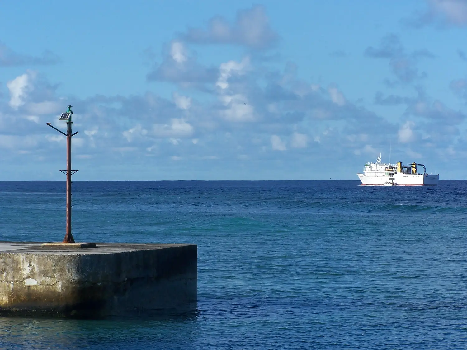 Manu Folau off Vaitupu Harbour, Tuvalu
